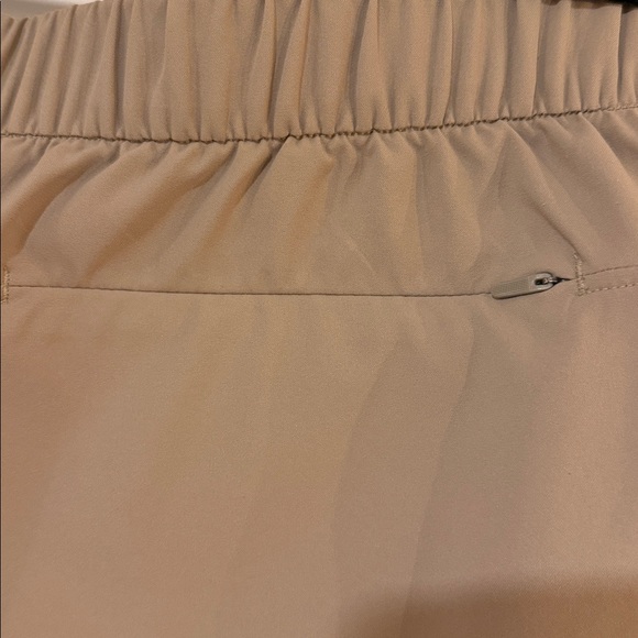 Outdoor Voices High Stride 5” Lined Short - Picture 4 of 5